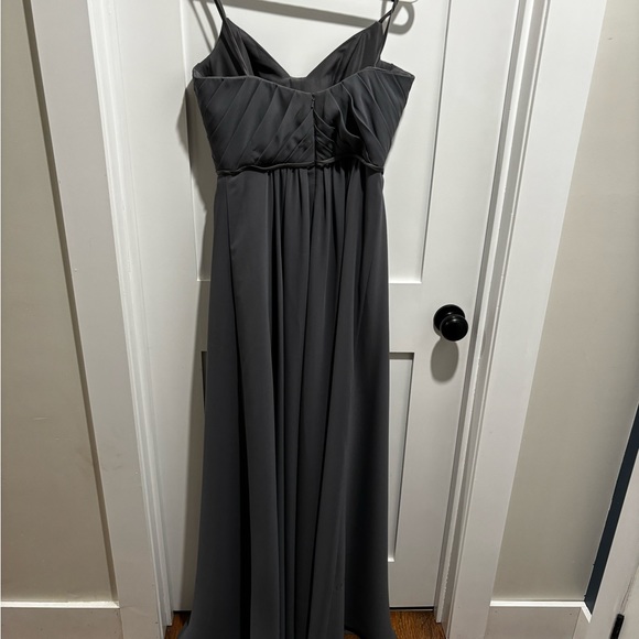 Sorely Vita floor-length gown in pewter grey - Picture 4 of 5